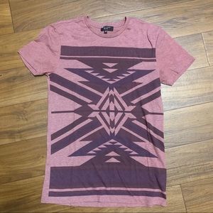 New Look Tee Tshirt With Geo-tribal Print Xs